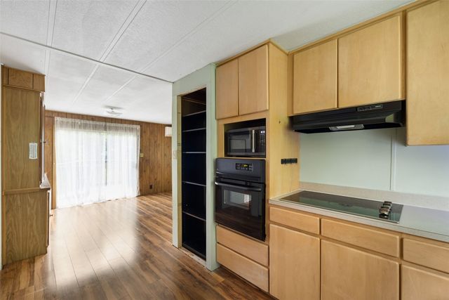 1916 Key Peninsula Highway NW, Lakebay, WA 98349