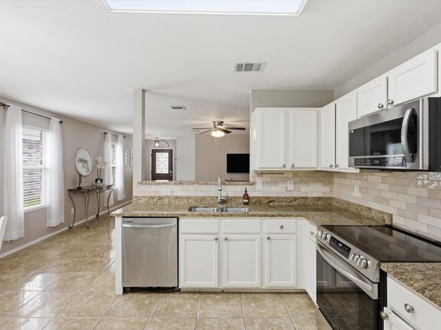 2261 White Pine Drive, Little Elm, TX 75068