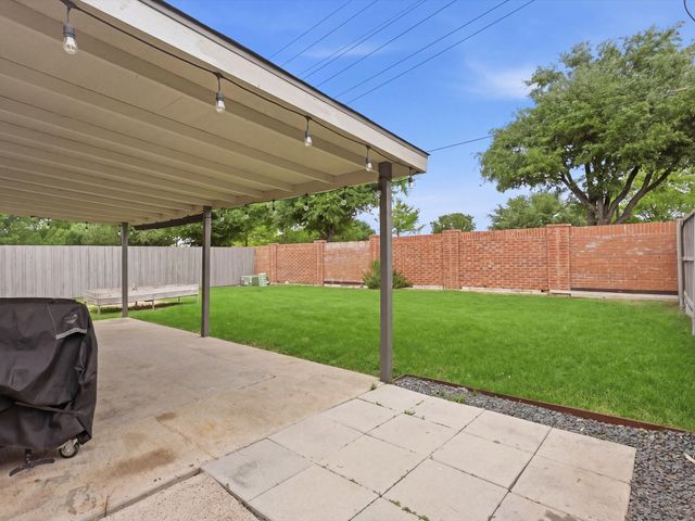 2261 White Pine Drive, Little Elm, TX 75068