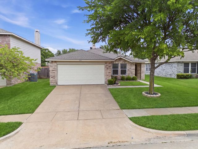 2261 White Pine Drive, Little Elm, TX 75068