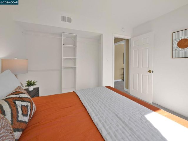 7286 Sheffield Ln, Dublin, CA 94568