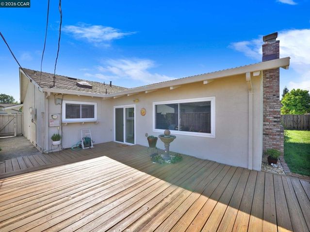 7286 Sheffield Ln, Dublin, CA 94568