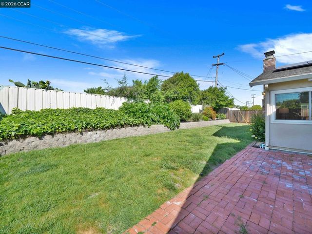 7286 Sheffield Ln, Dublin, CA 94568