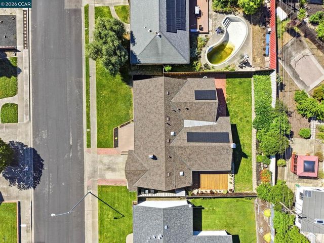 7286 Sheffield Ln, Dublin, CA 94568