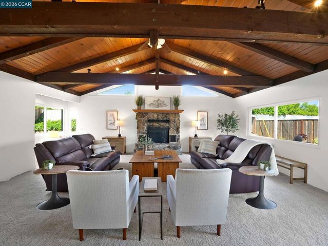 7286 Sheffield Ln, Dublin, CA 94568