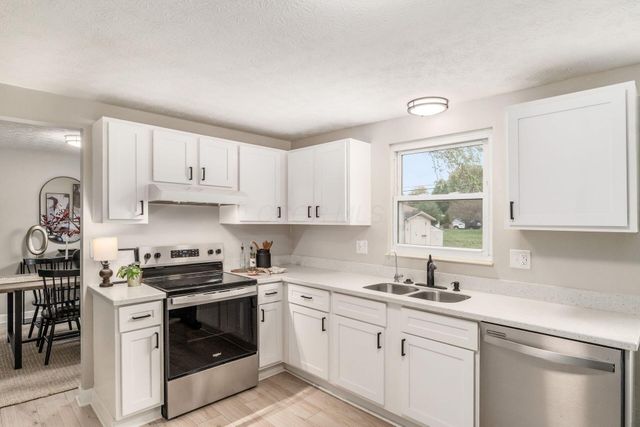 9644 Merry Lane, Pickerington, OH 43147