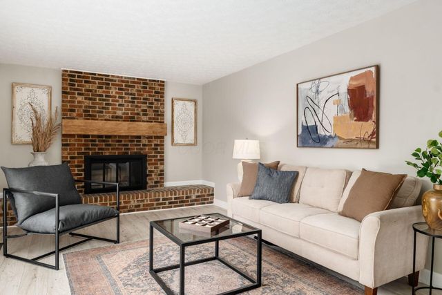 9644 Merry Lane, Pickerington, OH 43147