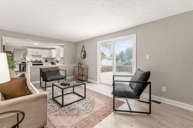 9644 Merry Lane, Pickerington, OH 43147