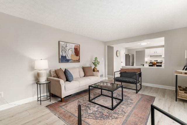 9644 Merry Lane, Pickerington, OH 43147