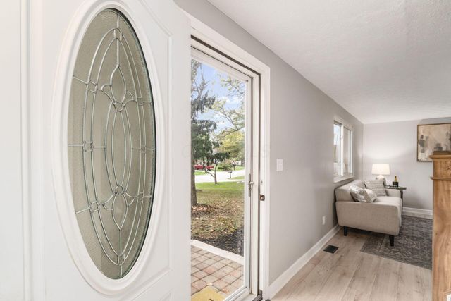 9644 Merry Lane, Pickerington, OH 43147