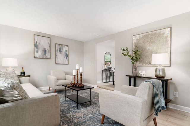 9644 Merry Lane, Pickerington, OH 43147