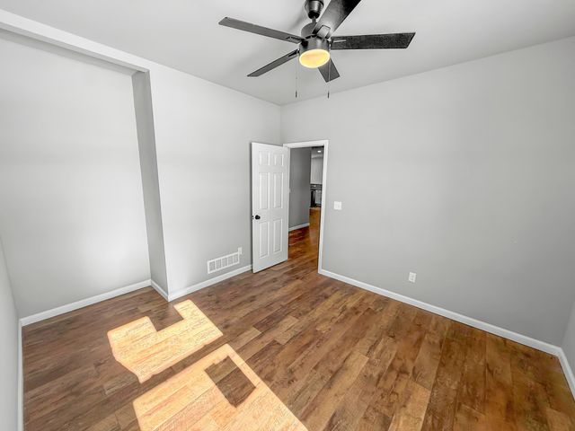 752 N Wakefield Ave, Valley Center, KS 67147