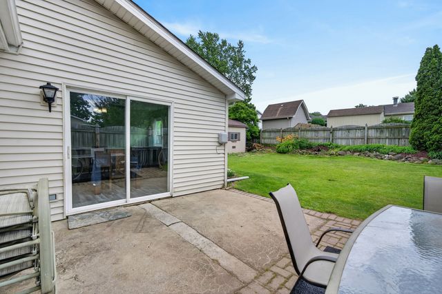 1039 Knollwood Lane, Bartlett, IL 60103