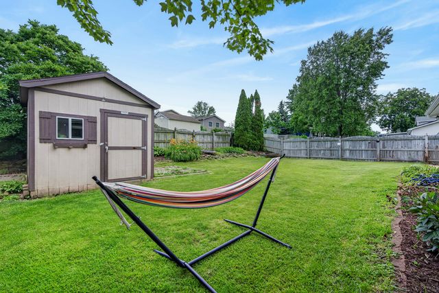 1039 Knollwood Lane, Bartlett, IL 60103
