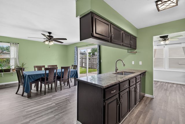 1039 Knollwood Lane, Bartlett, IL 60103