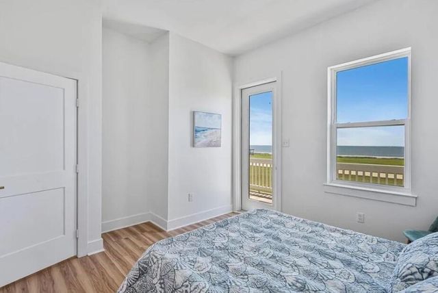 520 Annabelle Drive, Gilchrist, TX 77617