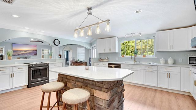 122 BEARSS CIRCLE, Longwood, FL 32750