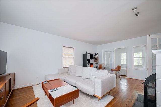 2163 University Boulevard, Houston, TX 77030