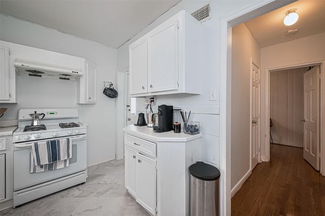 2163 University Boulevard, Houston, TX 77030