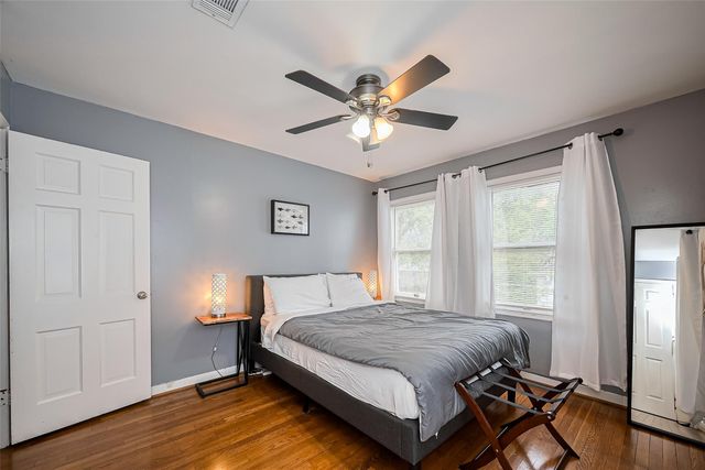 2163 University Boulevard, Houston, TX 77030