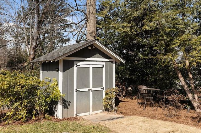 361 Redland NW Road, Atlanta, GA 30309