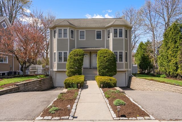 73 Oak Ave 1, Newton, MA 02465
