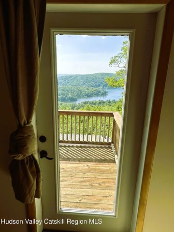 308 Shaker Ridge Drive, Canaan, NY 12029