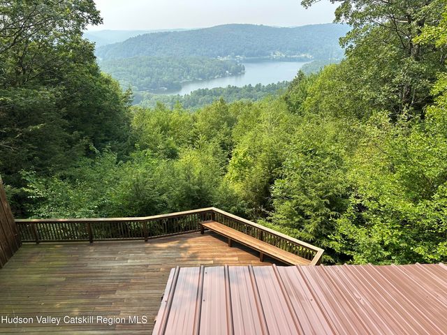 308 Shaker Ridge Drive, Canaan, NY 12029