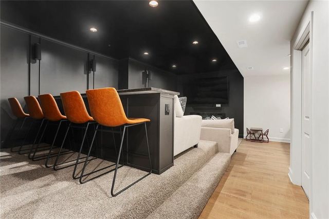 601 SW Meadowood Drive, Grain Valley, MO 64029