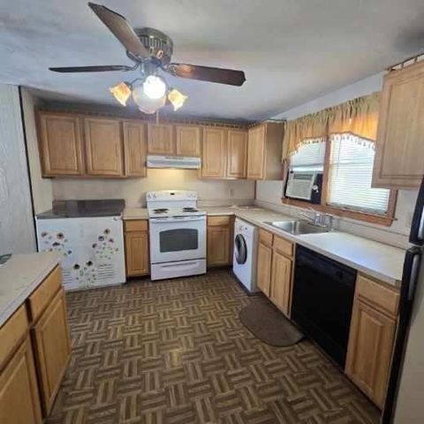 4 Annella Rd, Brockton, MA 02302