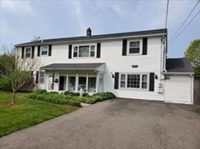 4 Annella Rd, Brockton, MA 02302