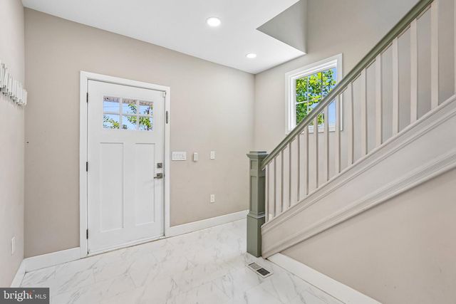 6204 EVERALL AVE, Baltimore, MD 21206
