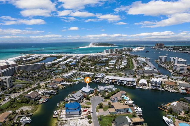 500 Vera Cruz Drive, Destin, FL 32541