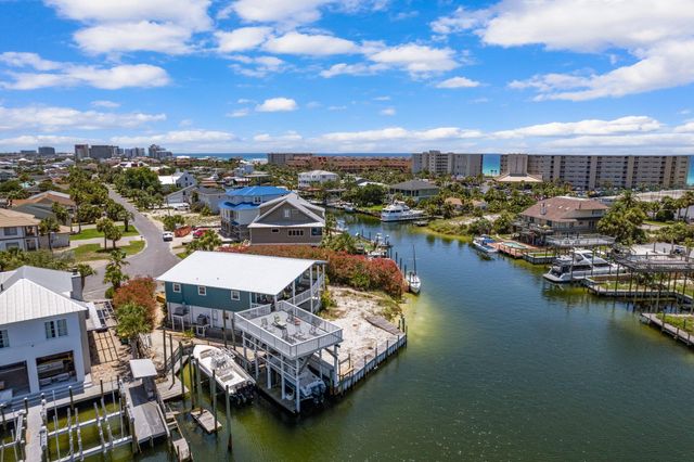 500 Vera Cruz Drive, Destin, FL 32541