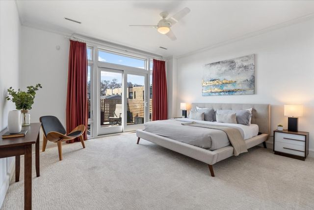 800 W Cornelia Avenue 407, Chicago, IL 60657