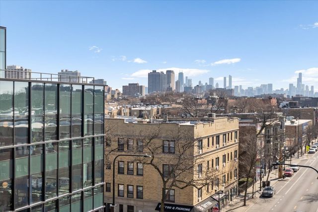 800 W Cornelia Avenue 407, Chicago, IL 60657