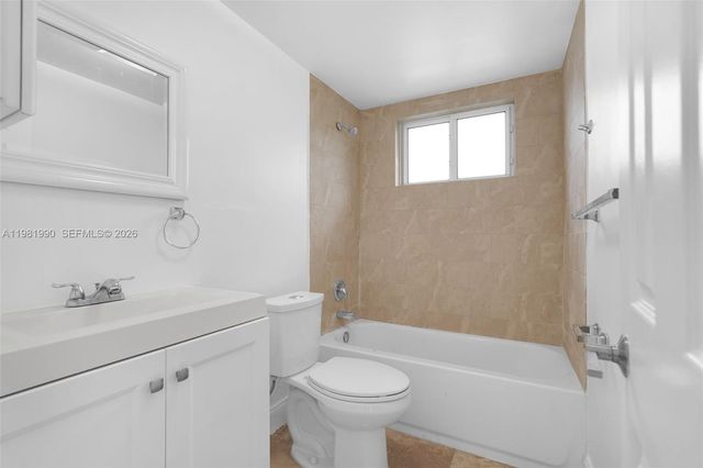 12101 NE 6th Ave 7, North Miami, FL 33161