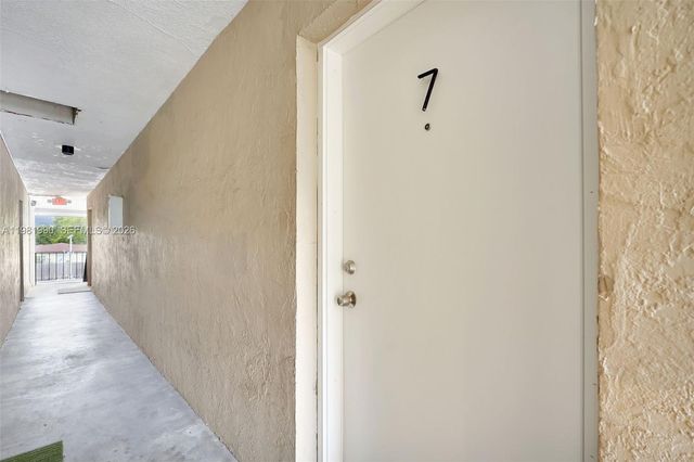 12101 NE 6th Ave 7, North Miami, FL 33161