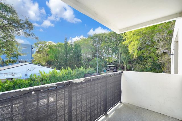 12101 NE 6th Ave 7, North Miami, FL 33161