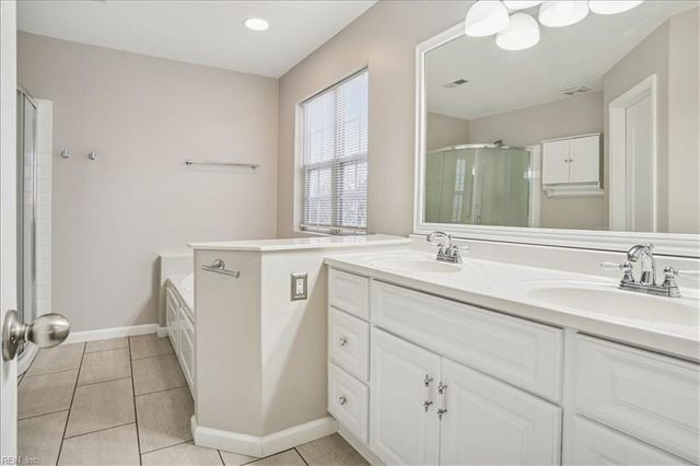 3641 Crofts Pride DR, Virginia Beach, VA 23453