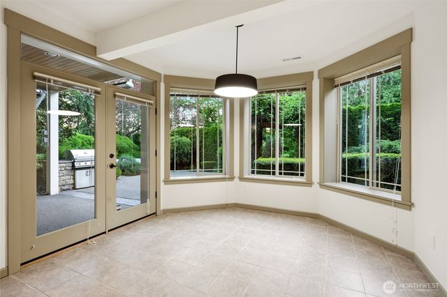 15535 148th Avenue NE, Woodinville, WA 98072