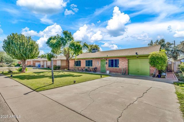 2023 E HUBBELL Street, Phoenix, AZ 85006