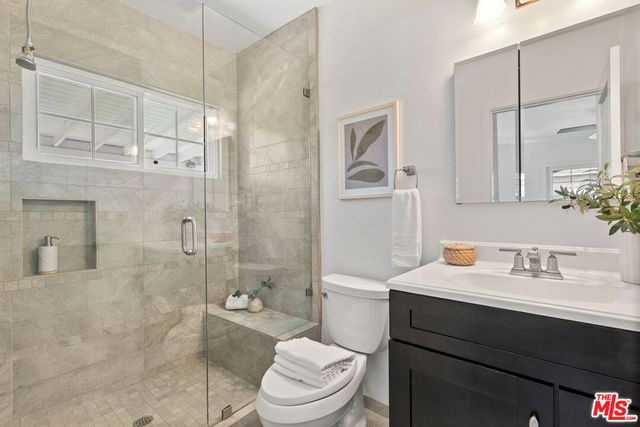 5430 W 76th Street, Los Angeles, CA 90045
