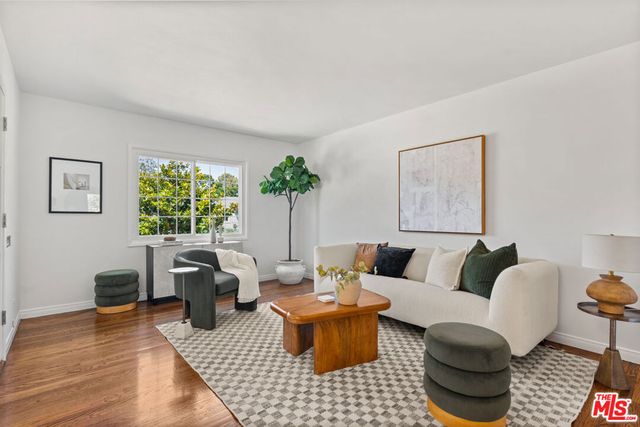 5430 W 76th Street, Los Angeles, CA 90045