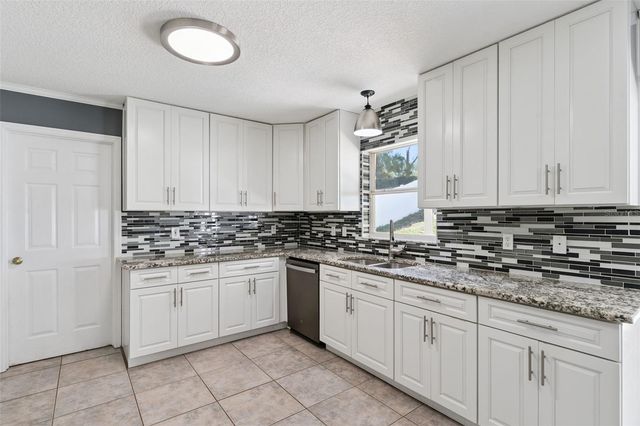 1804 VALE DRIVE, Clermont, FL 34711