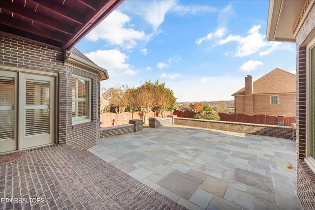 10247 Thimble Fields Drive, Knoxville, TN 37922