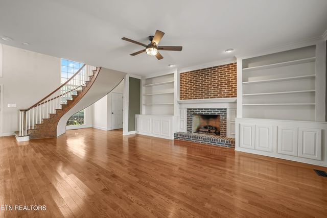 10247 Thimble Fields Drive, Knoxville, TN 37922