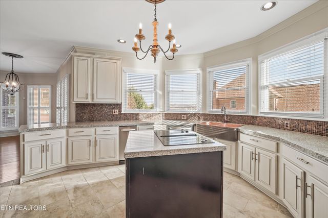 10247 Thimble Fields Drive, Knoxville, TN 37922