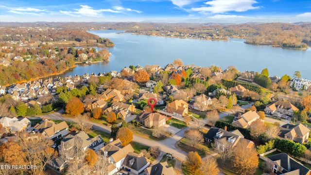 10247 Thimble Fields Drive, Knoxville, TN 37922