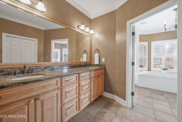 10247 Thimble Fields Drive, Knoxville, TN 37922